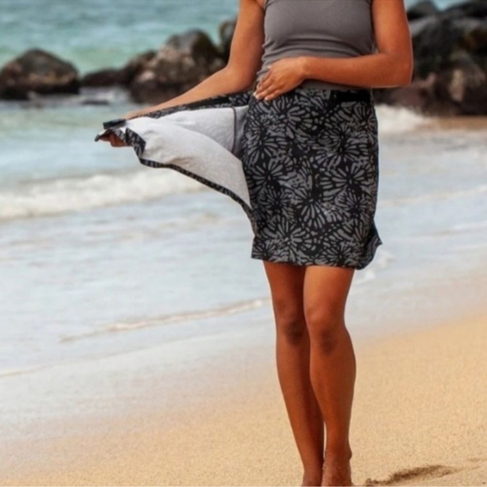 RipSkirt Hawaii Shibori Charcoal Skirt